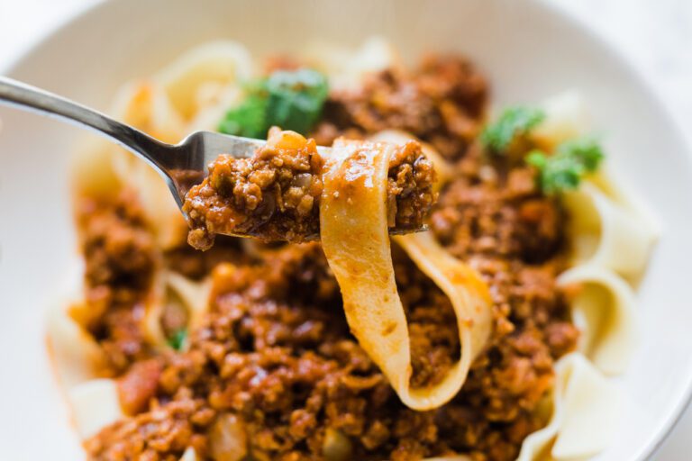 Mediterranean bolognese with ILIOS Mediterranean blend